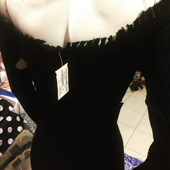 Sexy Dress - Picture 3 of 3